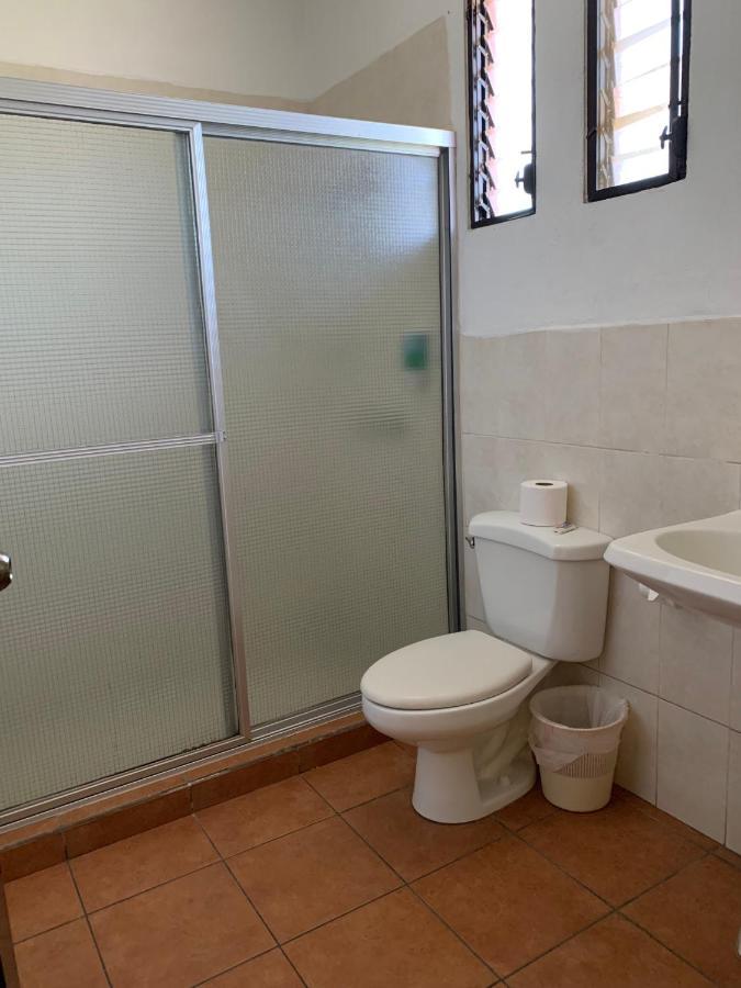 Zafra Hotel Retalhuleu Buitenkant foto